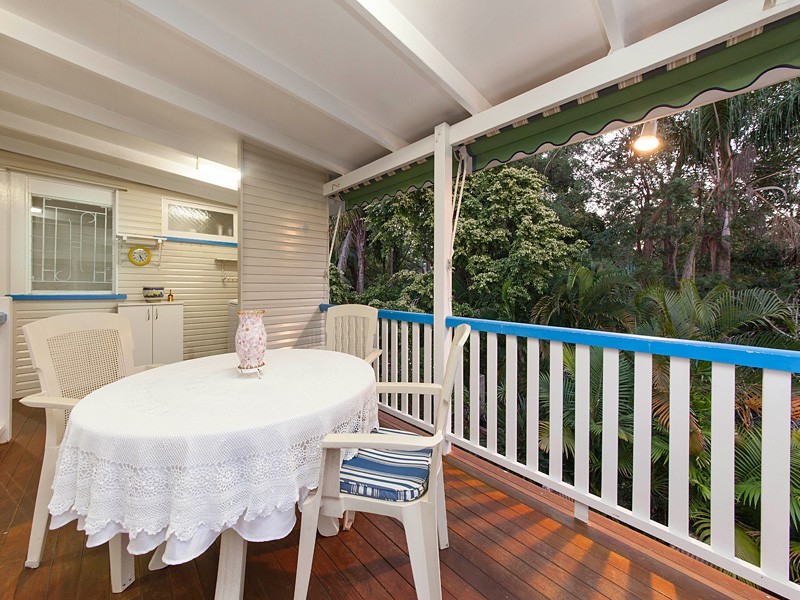 63 Stuartholme Road, Bardon QLD 4065