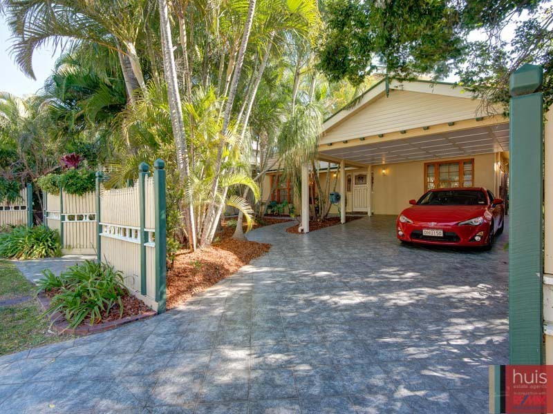 16 Tandoor St, Morningside QLD 4170