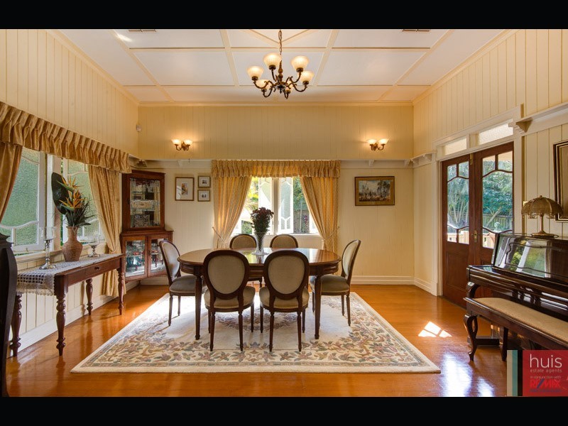 16 Tandoor St, Morningside QLD 4170