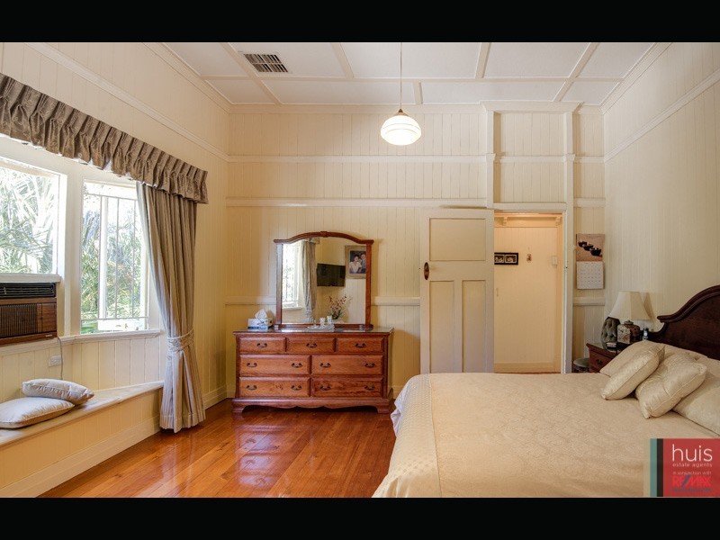 16 Tandoor St, Morningside QLD 4170