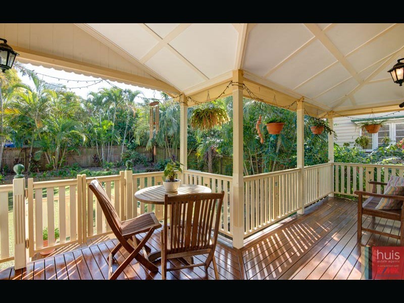 16 Tandoor St, Morningside QLD 4170