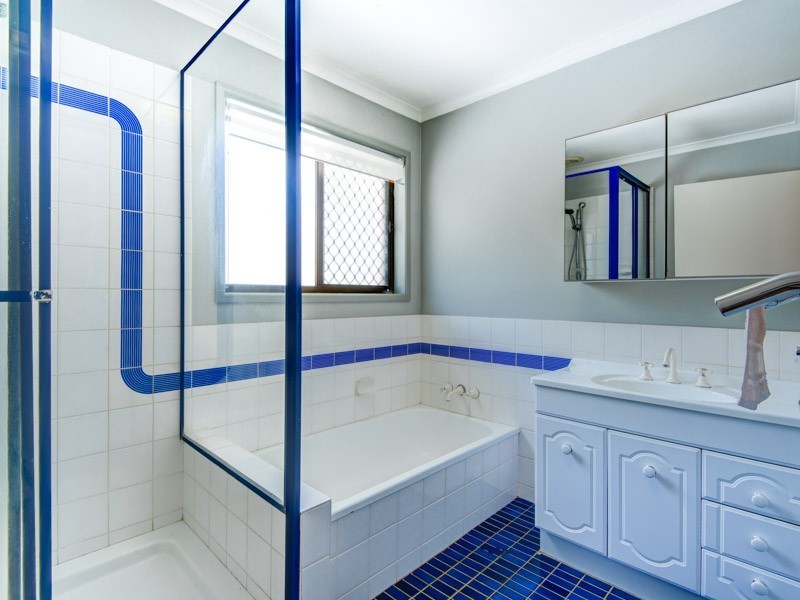 5 Huffer St, Carina Heights QLD 4152