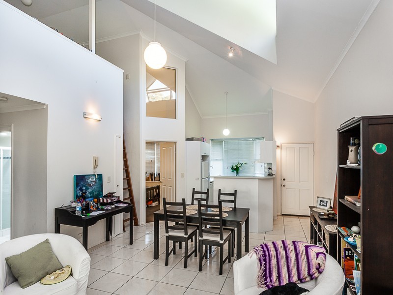 19/22 York Street, Indooroopilly QLD 4068