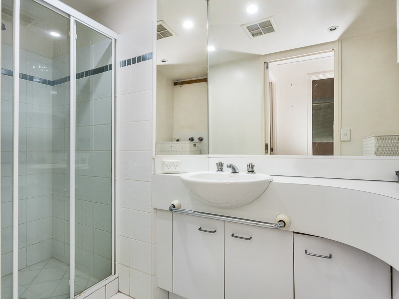 19/22 York Street, Indooroopilly QLD 4068