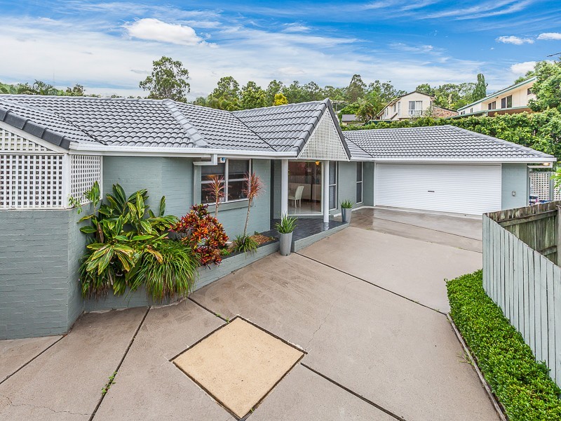 45 Tangmere Street, Chapel Hill QLD 4069