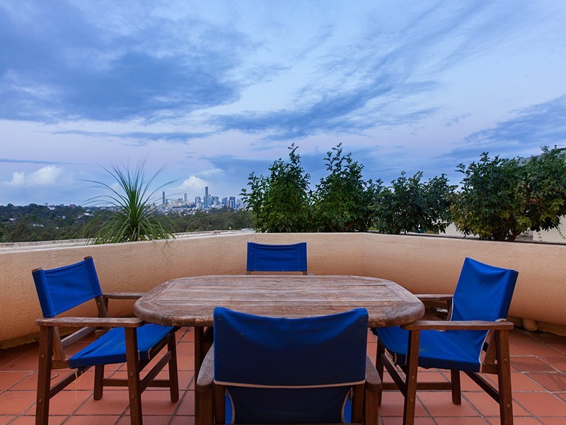 22/32 Tipuana Place, Bardon QLD 4065