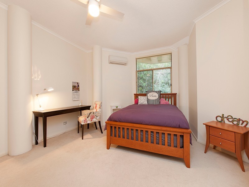 22/32 Tipuana Place, Bardon QLD 4065