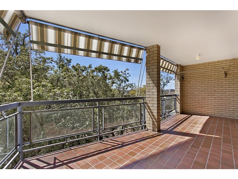 4/63 Ryans Road, St Lucia QLD 4067