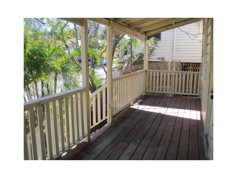 35 Ellena Street, Paddington QLD 4064