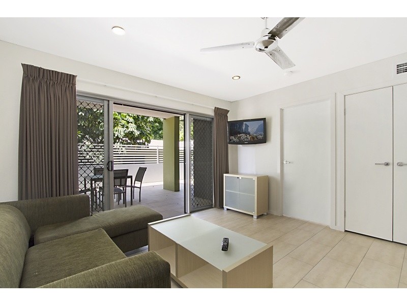 6/221 Sir Fred Schonell Drive, St Lucia QLD 4067