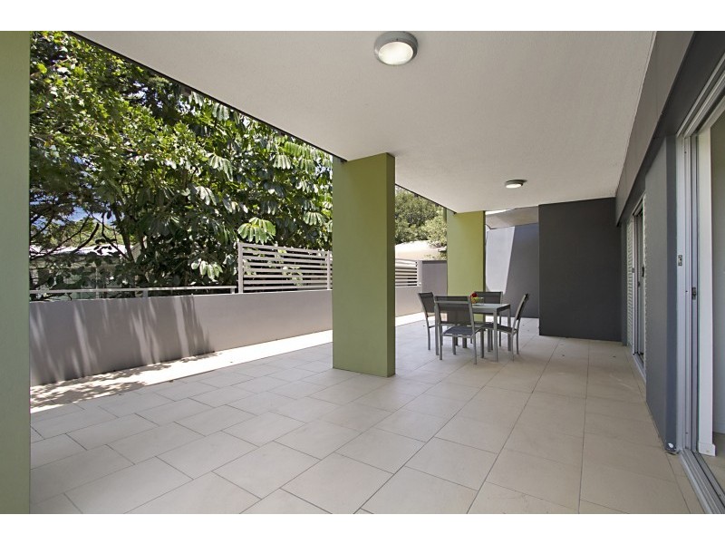 6/221 Sir Fred Schonell Drive, St Lucia QLD 4067