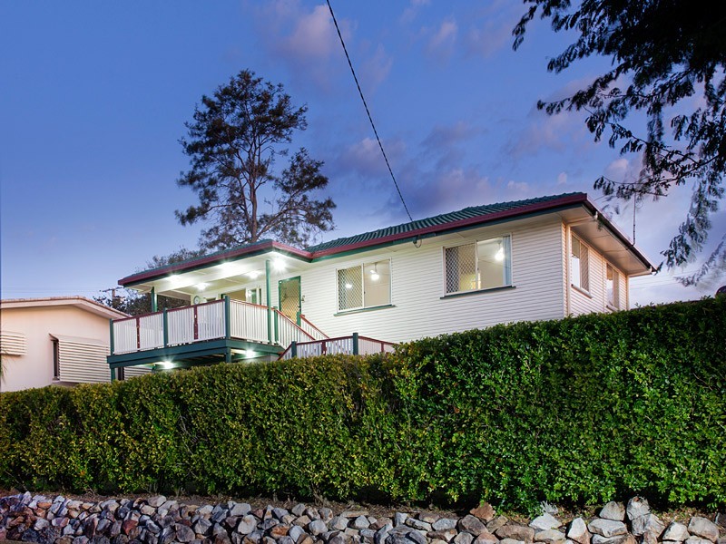 4 Dibbil Street, Chermside West QLD 4032