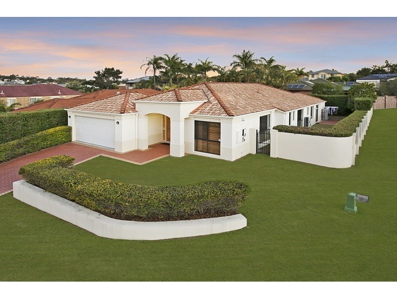 71 Jason Street, Sinnamon Park QLD 4073