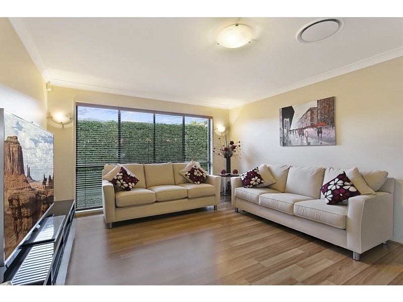 71 Jason Street, Sinnamon Park QLD 4073