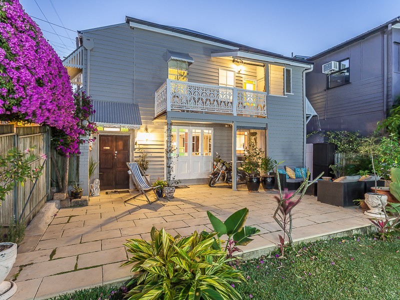 1 Windsor Road, Red Hill QLD 4059