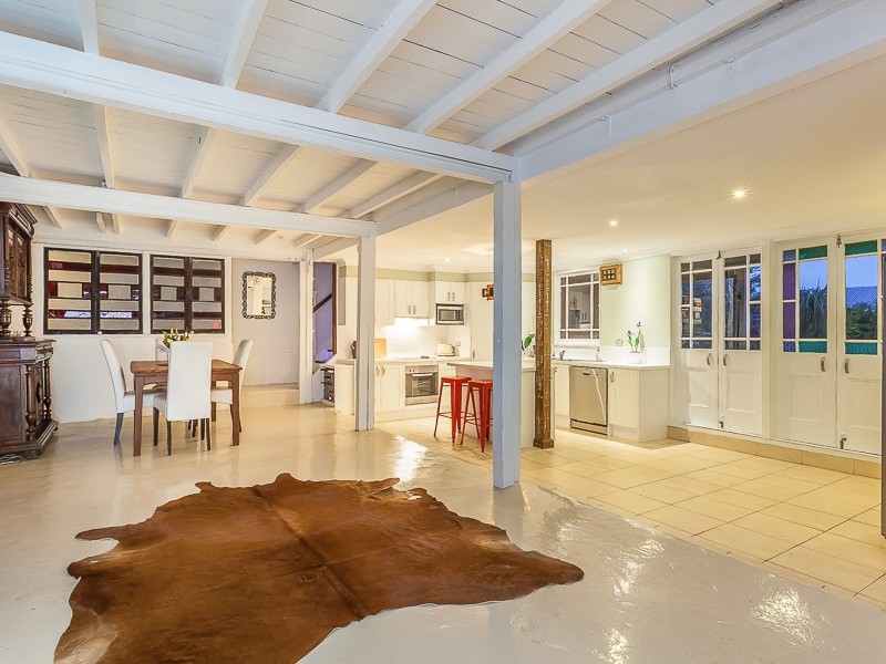 1 Windsor Road, Red Hill QLD 4059