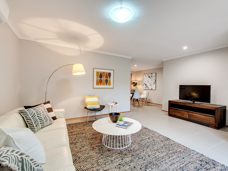 6 Pallert Street, Middle Park QLD 4074