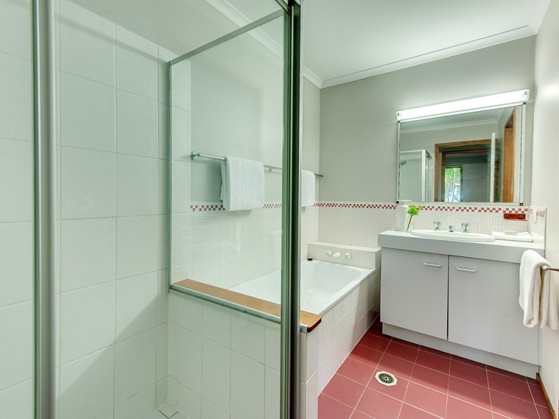 6 Pallert Street, Middle Park QLD 4074