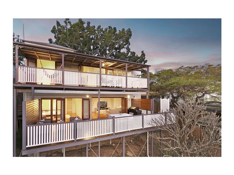 38 Macgregor Tce, Bardon QLD 4065