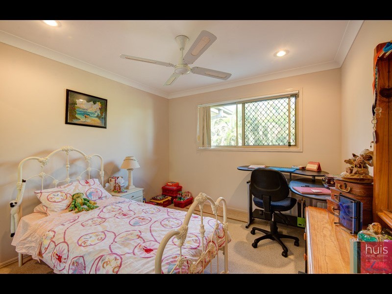 4/6 Wattle St, Victoria Point QLD 4165