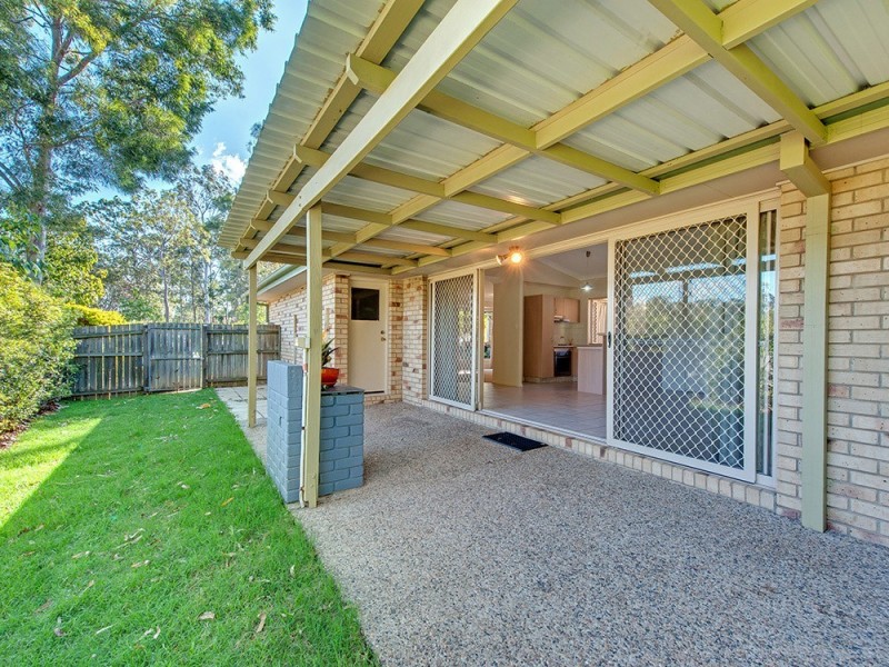 12 Wentworth Cl, Forest Lake QLD 4078