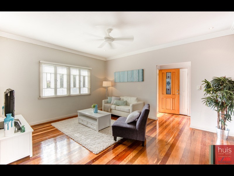 26 Jellicoe St, Manly West QLD 4179