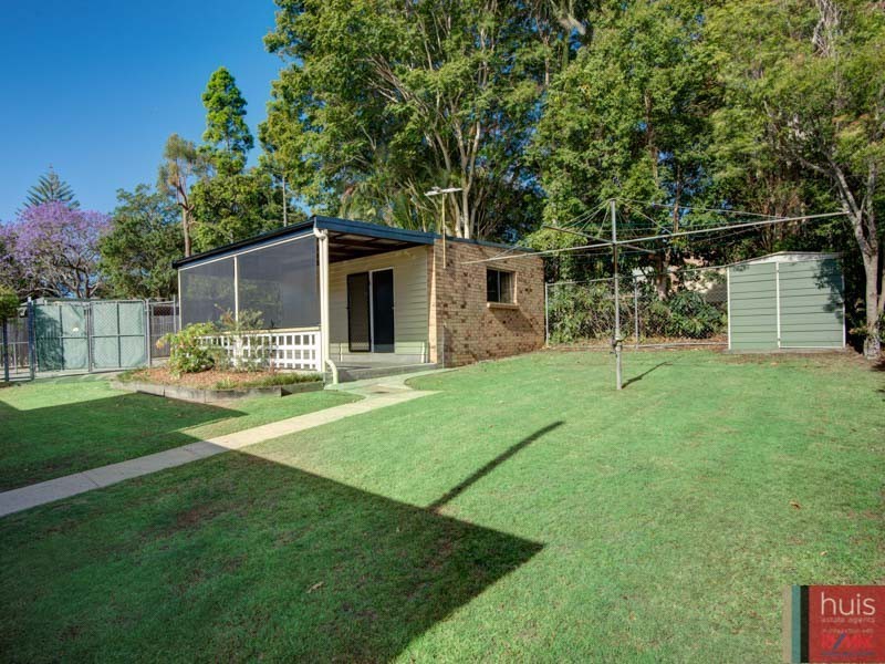 26 Jellicoe St, Manly West QLD 4179