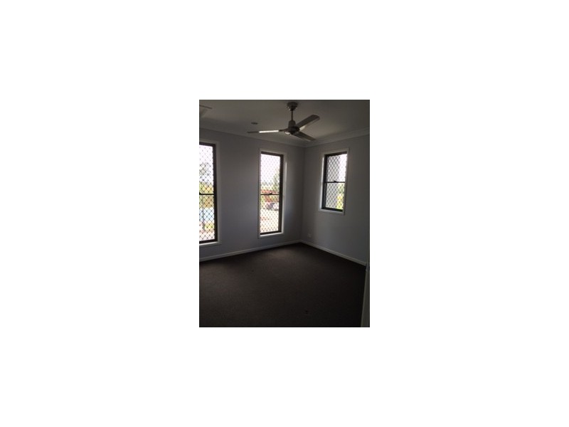 9 Flinders Circuit, Fitzgibbon QLD 4018