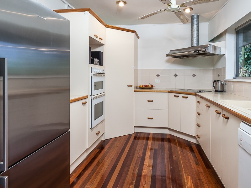 44 Aberfeldy Street, Kenmore QLD 4069