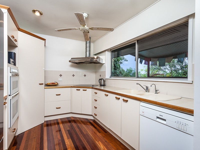 44 Aberfeldy Street, Kenmore QLD 4069