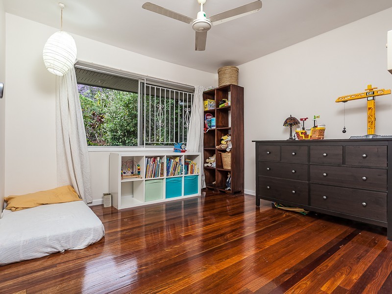 44 Aberfeldy Street, Kenmore QLD 4069