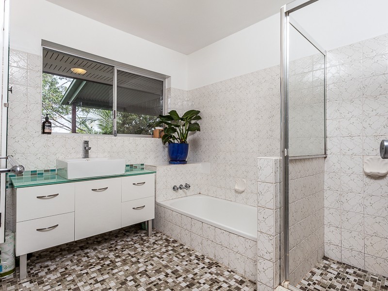 44 Aberfeldy Street, Kenmore QLD 4069