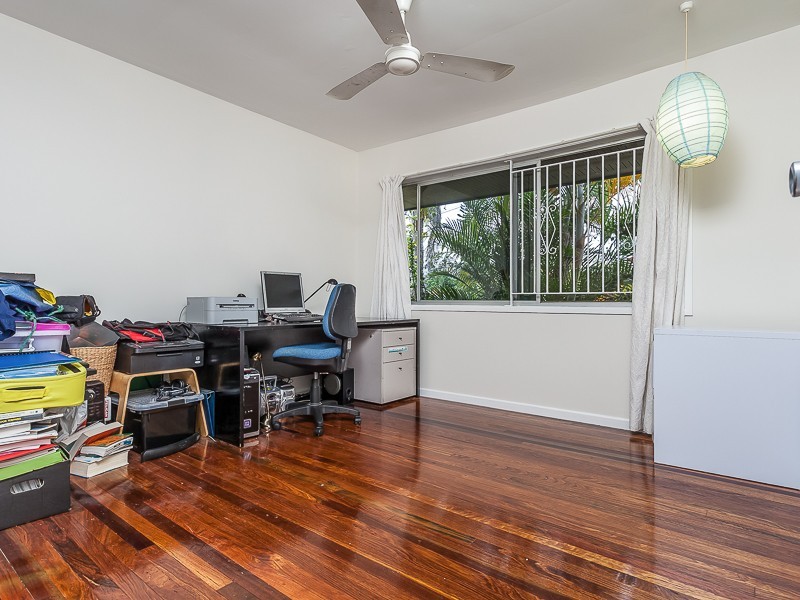 44 Aberfeldy Street, Kenmore QLD 4069