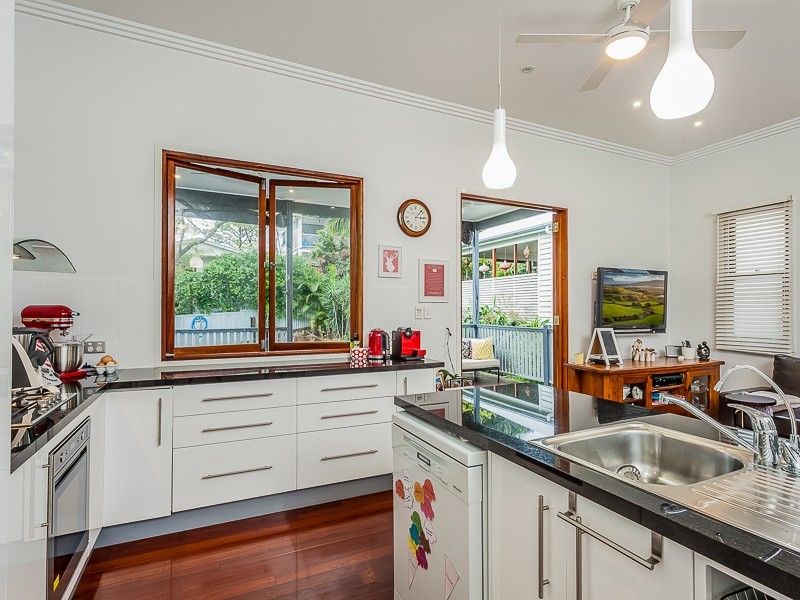 22 Sorrell Street, Paddington QLD 4064