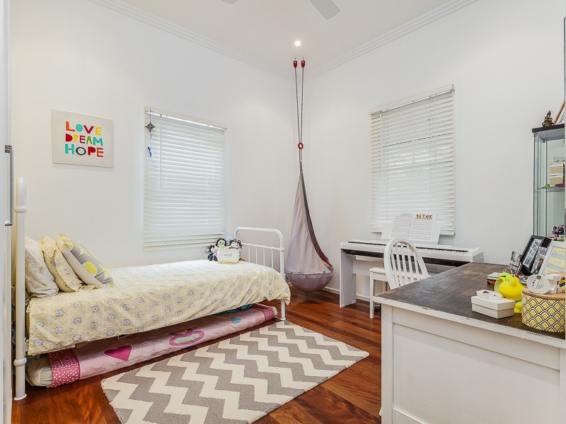 22 Sorrell Street, Paddington QLD 4064