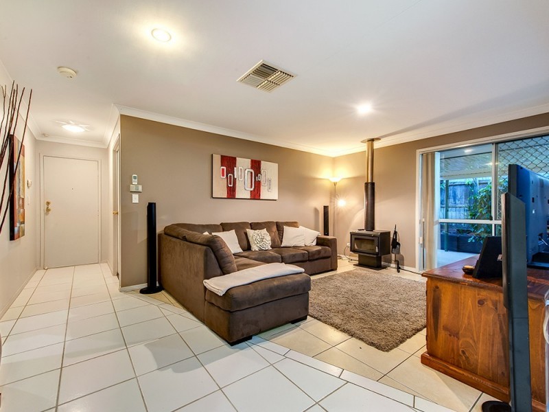 39 Clarendon Circuit, Forest Lake QLD 4078