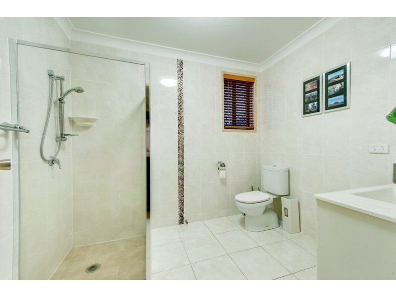 1 Hollyberry Street, Eight Mile Plains QLD 4113