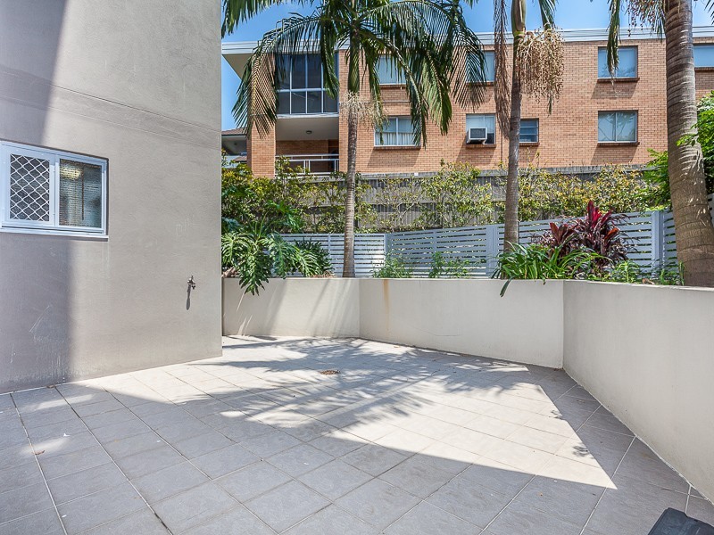 4/36 Holland Street, Toowong QLD 4066