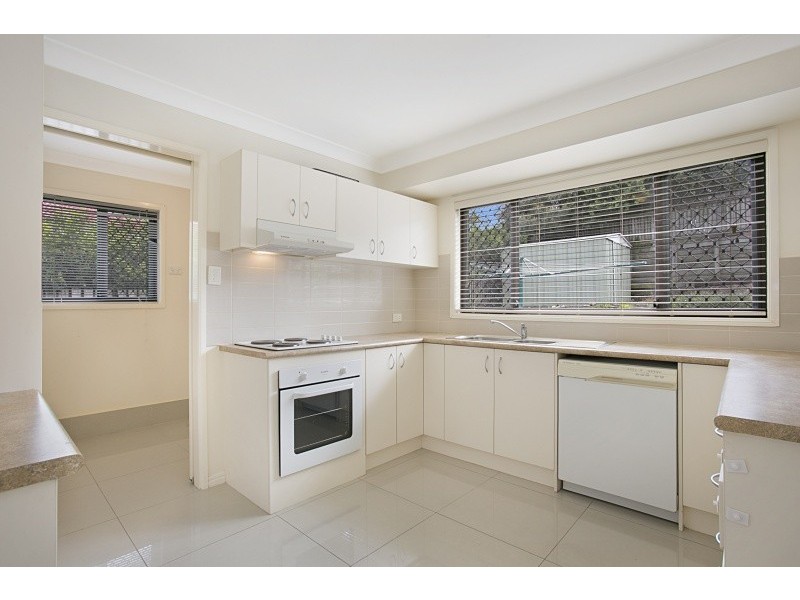 15 Sandalwood Street, Sinnamon Park QLD 4073