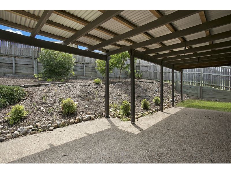 15 Sandalwood Street, Sinnamon Park QLD 4073