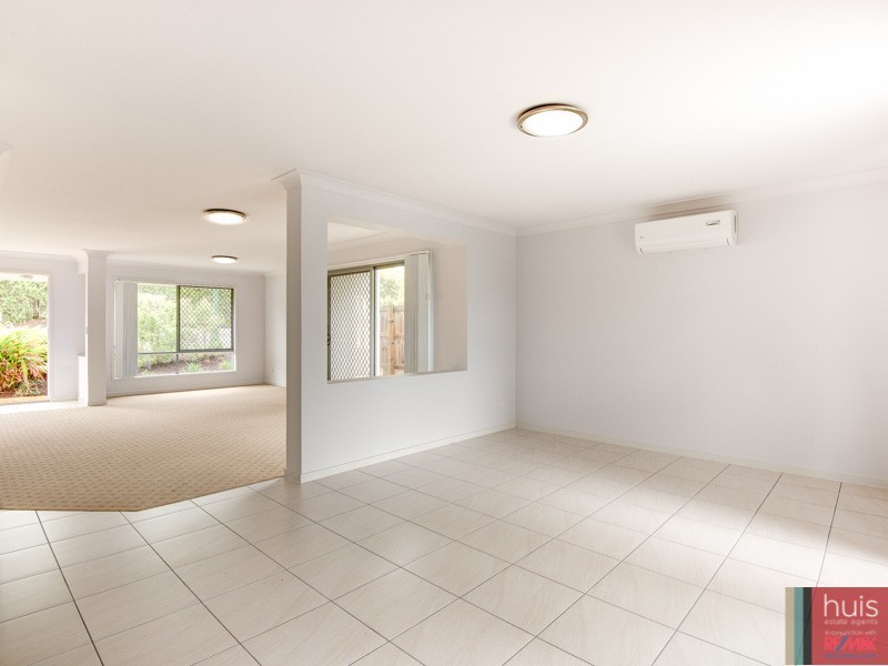 32/110 Lexey Cr, Wakerley QLD 4154