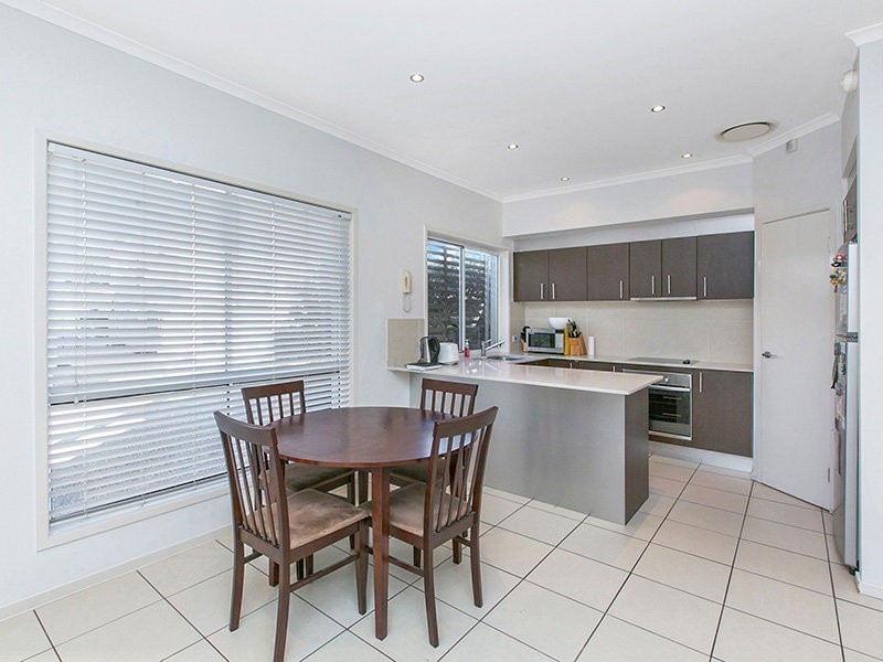 4/12 Mordant Street, Ascot QLD 4007