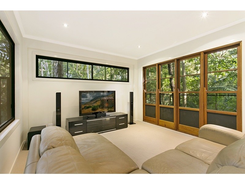 19 Shannan place, Kenmore Hills QLD 4069