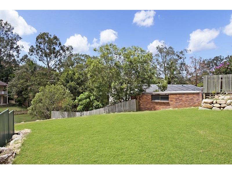 12 Conargo Street, Mount Ommaney QLD 4074