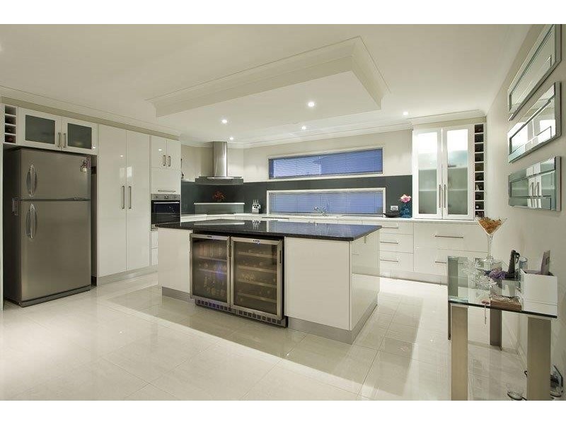 57 Sinnamon Road, Sinnamon Park QLD 4073