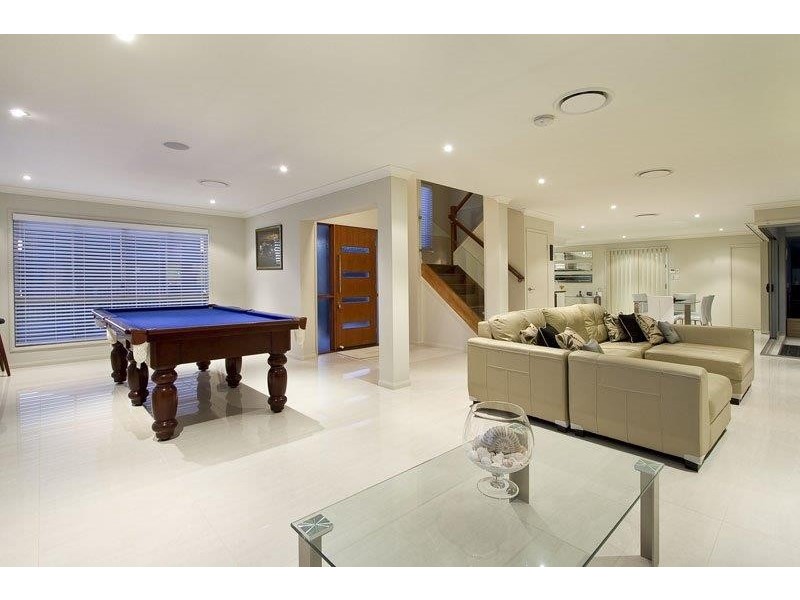 57 Sinnamon Road, Sinnamon Park QLD 4073