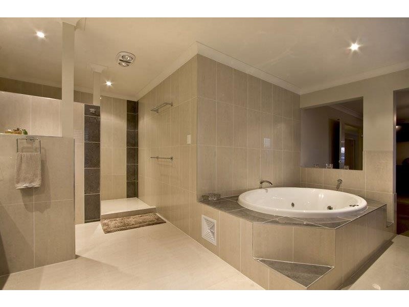57 Sinnamon Road, Sinnamon Park QLD 4073