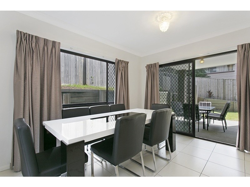 943 Moggill Road, Kenmore QLD 4069