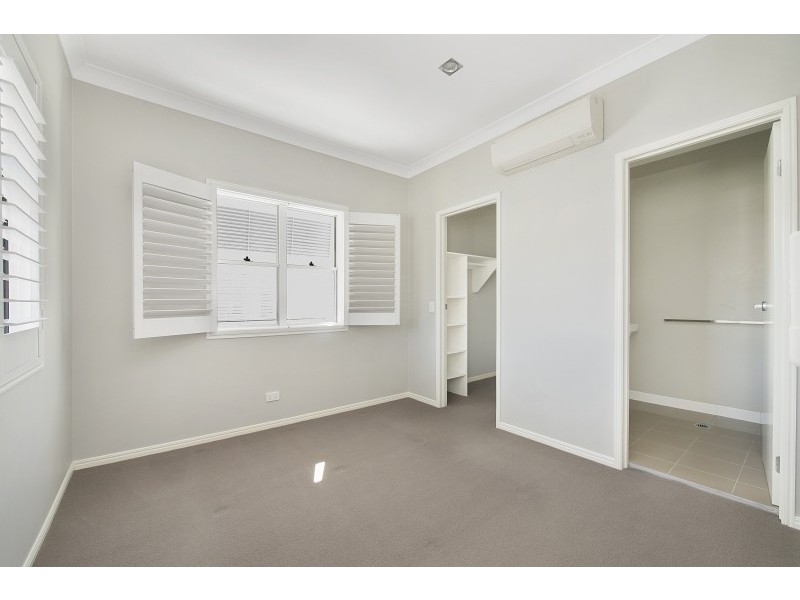 1/28-30 Rutland Street, Coorparoo QLD 4151