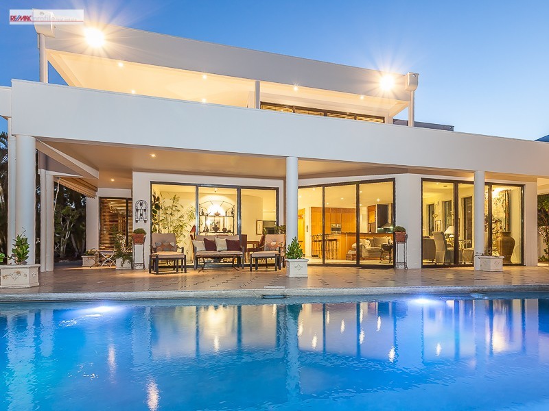 19 Samuel Place, Sinnamon Park QLD 4073